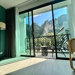 King Room Mountain View